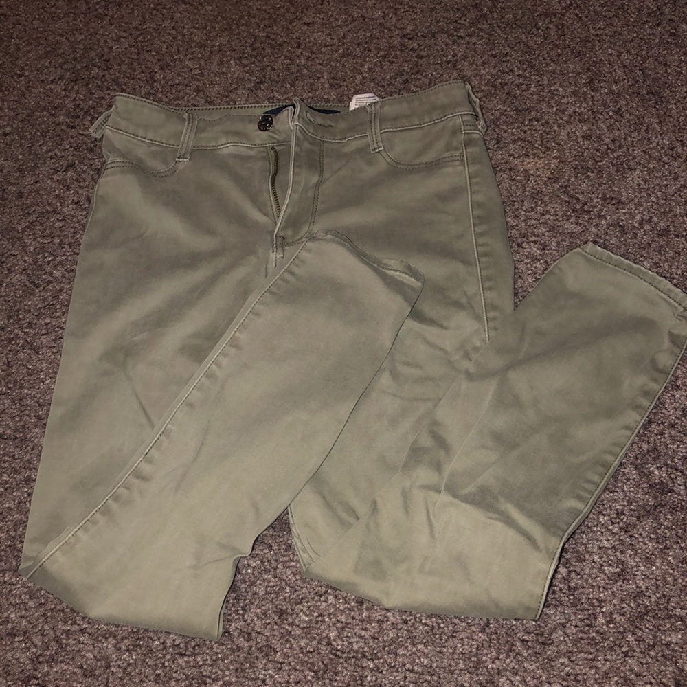 hollister high rise jean cropped